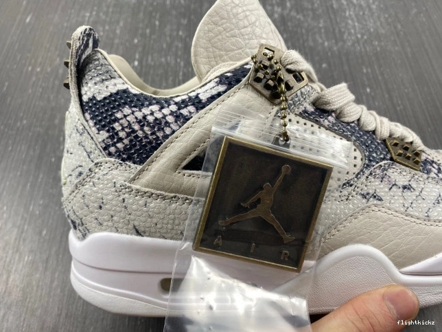 Retro Jordan 819139-030 Snakeskin 4 0901